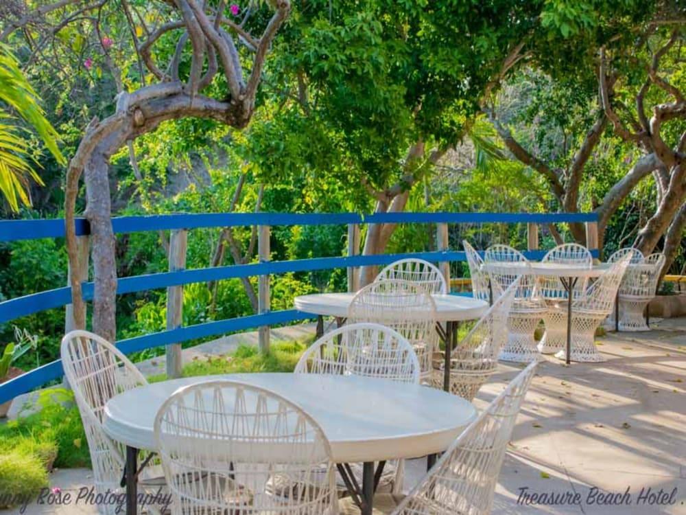 Treasure Beach Hotel מראה חיצוני תמונה
